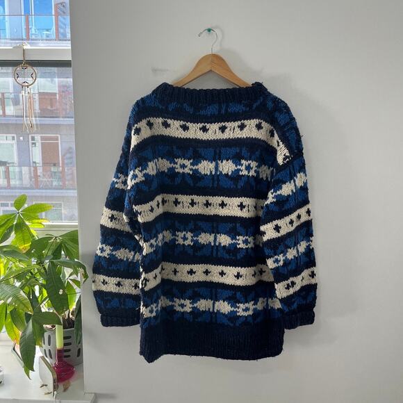 World Class Inc Blue Print Wool Oversized Sweater Size Large - Picture 4 of 4